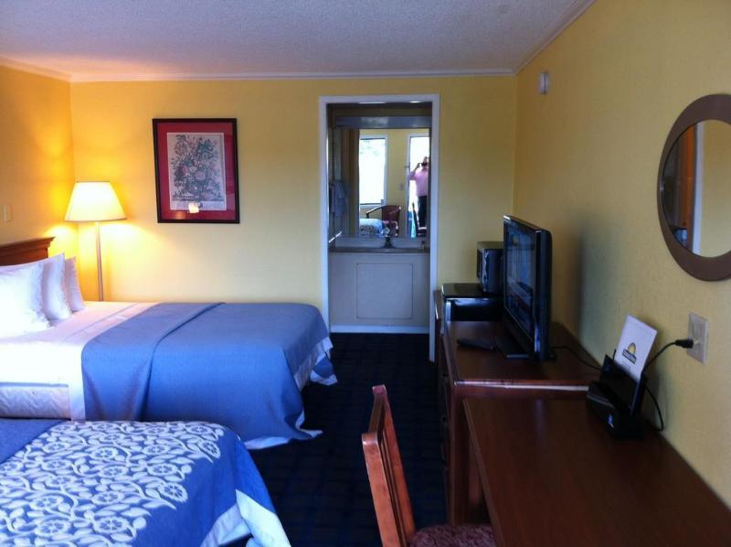 Days Inn By Wyndham Dover Downtown Kültér fotó